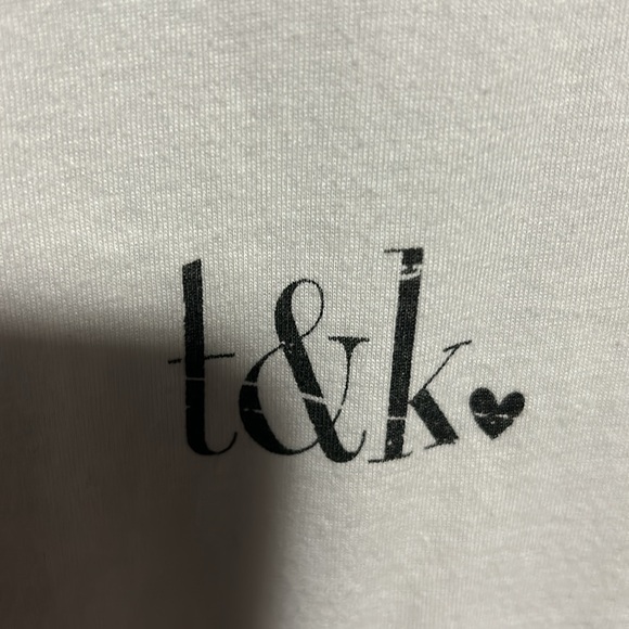 Free from Fiction graphic baseball tee shirt - Picture 4 of 7